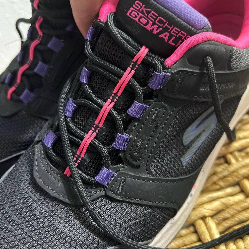 Skechers, Women's Size 7.5, Black and pink, Go Walk Ultra Go, Air Cooled - Picture 16 of 16